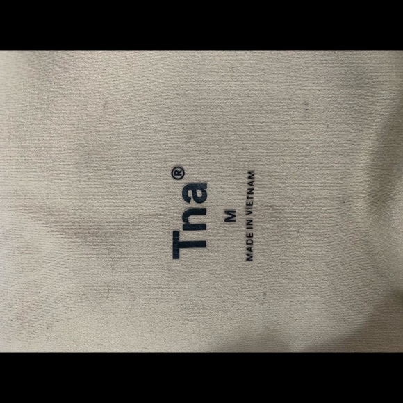 Aritizia TNA | 7” biker shorts - Picture 3 of 3